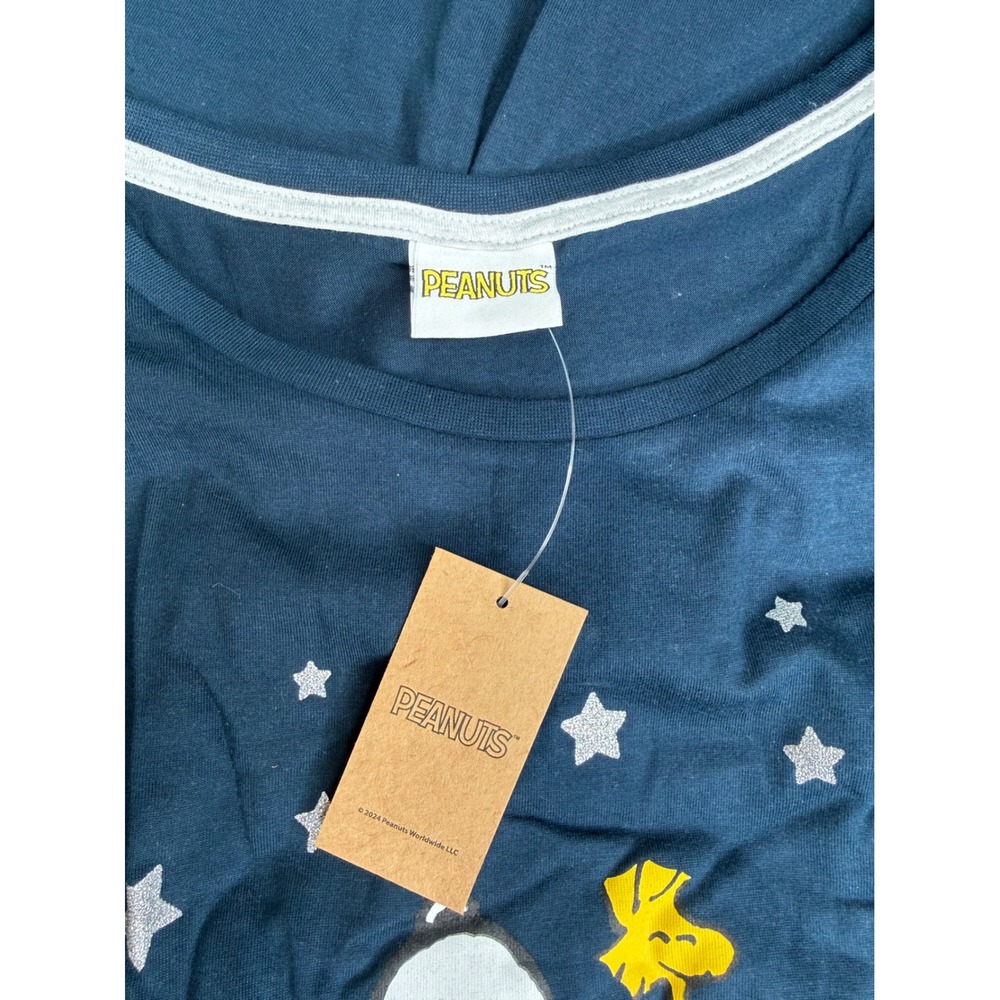 Peanuts Snoopy Woodstock Sleeping Under Stars Navy Blue Sleep Shirt NWT L - Picture 3 of 5